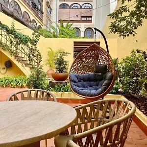 factory-gardens-hostel.topbarcelonahotels.com/
