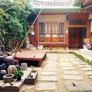 Pensión Gongsimga Hanok, Seúl